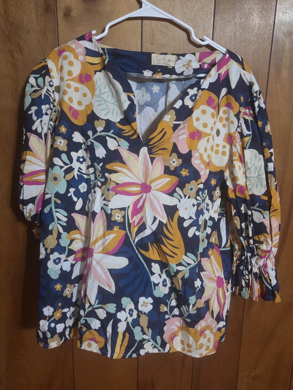Sofia Made In Italy Floral Blouse Medium
